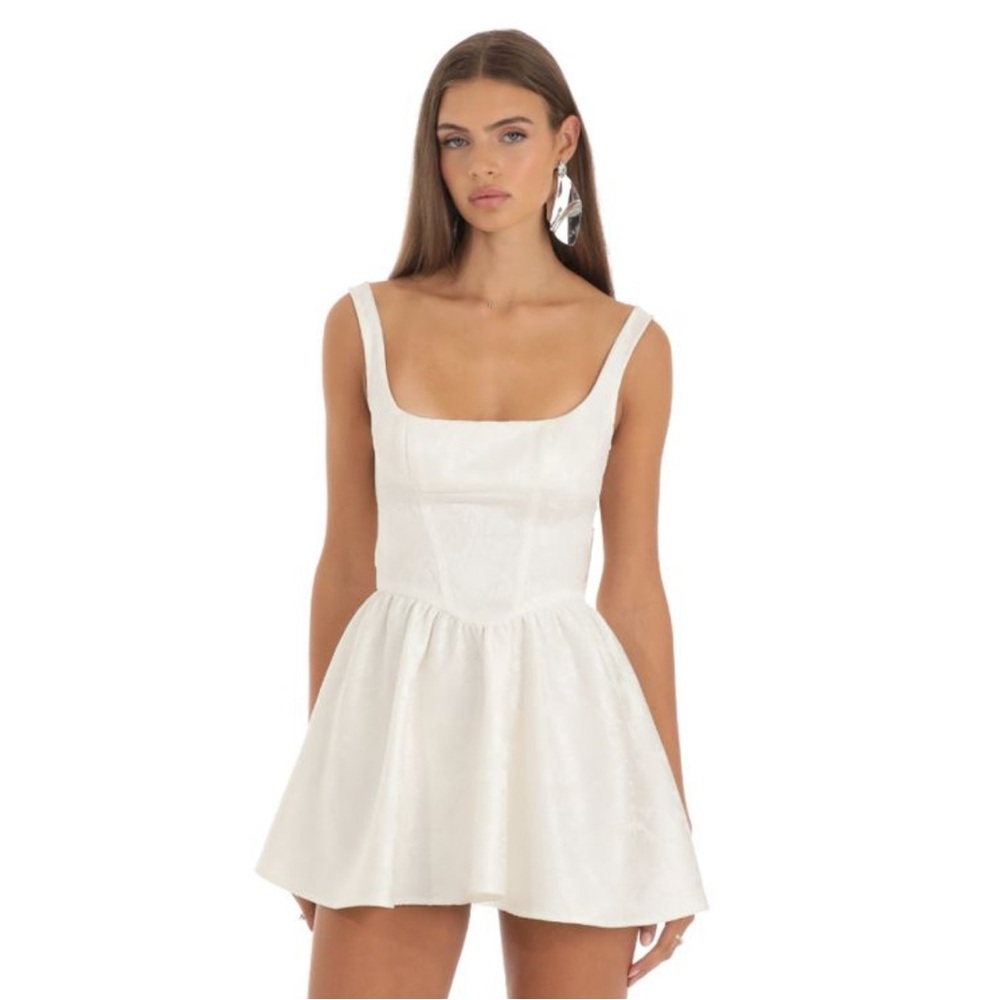 NWT LUCY IN THE SKY Womens white dress size small white mini dress never worn